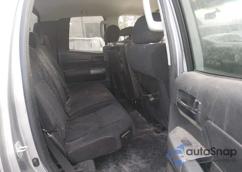 2010 Toyota Tundra Grade 5.7L V8 из США, поврежденный, VIN 5TFRY5F10AX094760